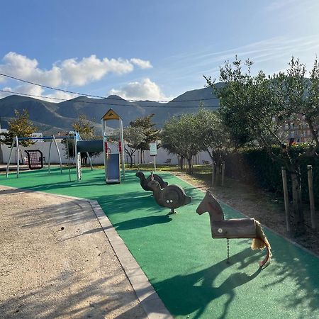Appartement Standing 58M Plage A 3Mn En Voiture Roses Dış mekan fotoğraf