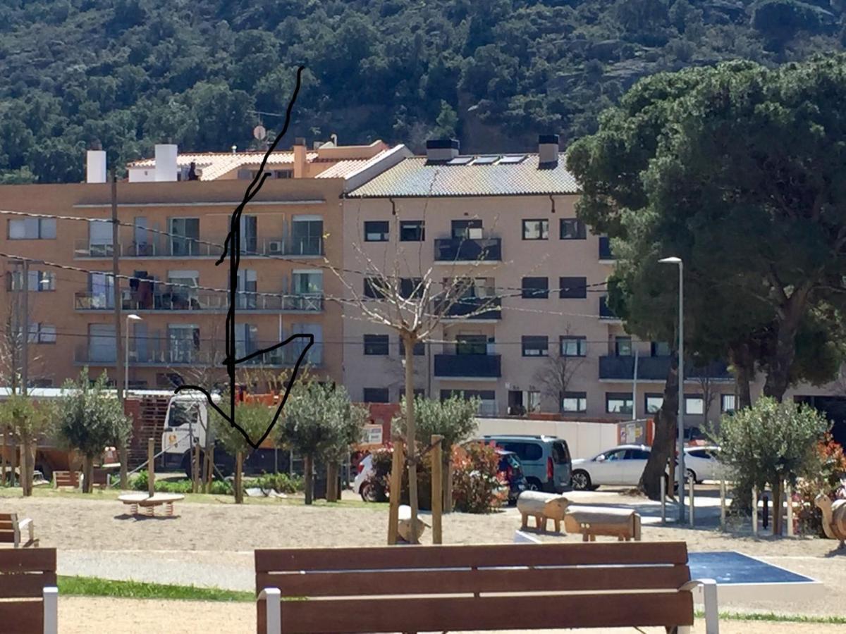 Appartement Standing 58M Plage A 3Mn En Voiture Roses Dış mekan fotoğraf