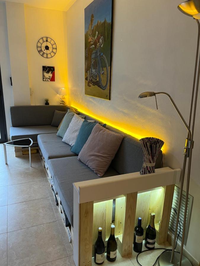 Appartement Standing 58M Plage A 3Mn En Voiture Roses Dış mekan fotoğraf