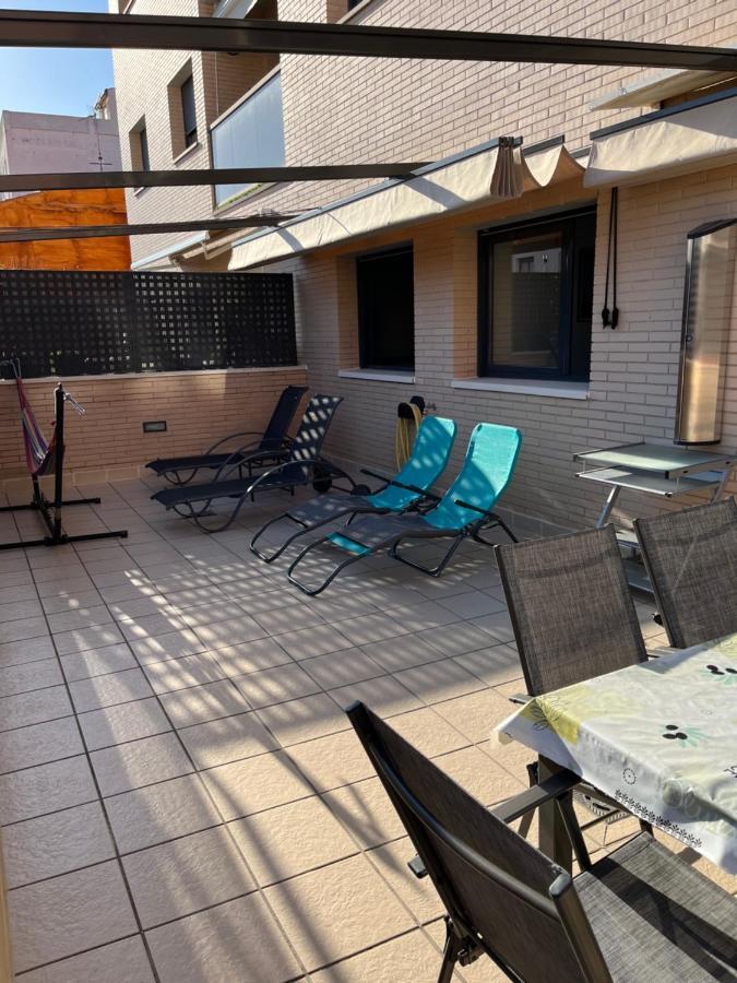Appartement Standing 58M Plage A 3Mn En Voiture Roses Dış mekan fotoğraf