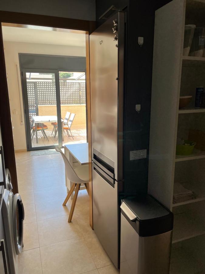 Appartement Standing 58M Plage A 3Mn En Voiture Roses Dış mekan fotoğraf